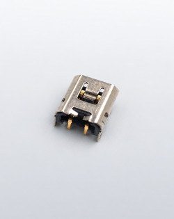 Connecteur de charge du GamePad Wii U, vue arrière